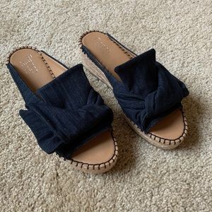 Franco Sarto Patrice Wedge Sandals Size 8 NWOT